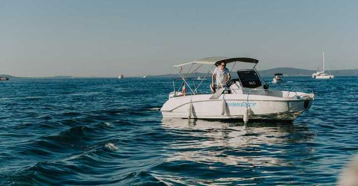 Chartern Sie motorboot in Trogir (ACI marina) - Beneteau Flyer 6.6 Space Deck
